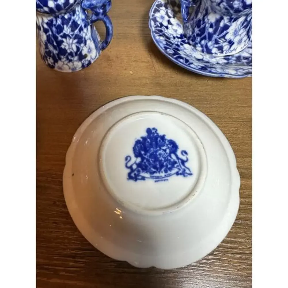 Victoria Ware Stoneware Small‎ Tea Cups Saucers Sugar Creamer Cobalt Flue Floral